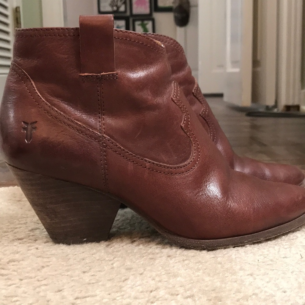 Frye Reina bootie